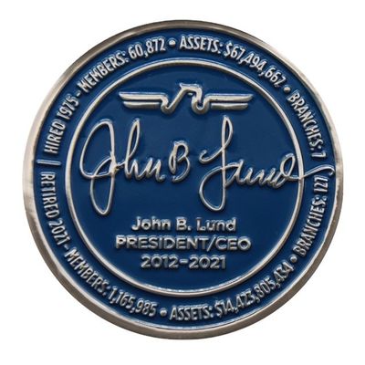 Beli Koin Desain Khusus dengan Logo 3D Ukiran Laser dan Plating Emas untuk Souvenir dan Tujuan Peringatan online manufacture