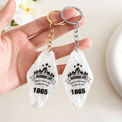 Beli Gantungan Kunci Nomor Kamar Hotel Akrilik Kustom Promosi Kreatif Berlian Nama dengan Teknik Tenun Pola Persegi online manufacture