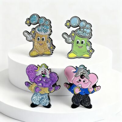 Beli Pin Kerah Enamel Keras Lembut Kustom Dengan Pelapisan Emas Perak Tembaga online manufacture