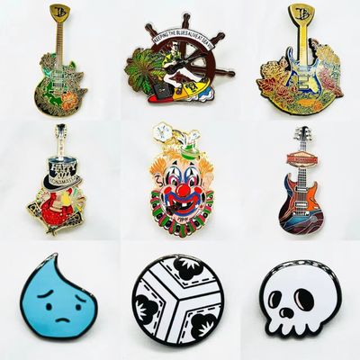 1.25 inci jual panas antik gunting emas lencana mati cast metal pin khusus lapel Bisnis hadiah lencana