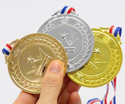 Piala Sepak Bola Medali Custom Penghargaan Olahraga Metal Enamel Sepak Bola Penghargaan Militer Custom