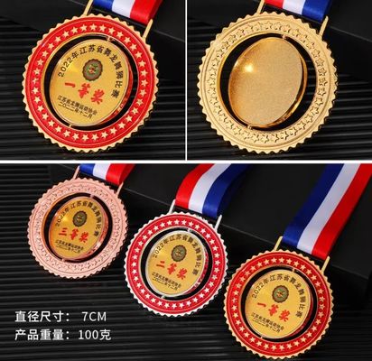 Medali Produsen Grosir Desain Seng Alloy Metal 3D Emas Penghargaan Medali Olahraga Custom Medali Olahraga
