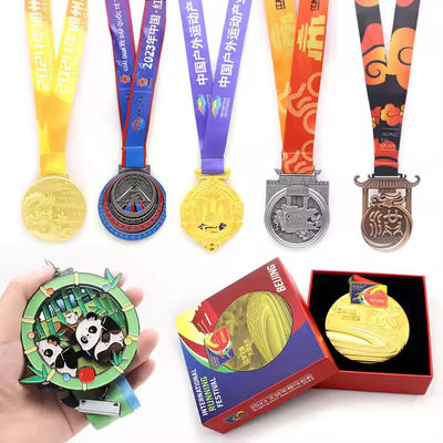 Grosir Desain Berkualitas Tinggi Blank Anda Sendiri Zinc Alloy 3D Emas Award Running Medal Custom Sport Metal Medal