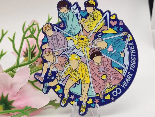 Pin Lapel Khusus dengan Desain Pribadi, Plating Emas/Perak/Tembaga, dan Proses Lapel Lembut/Keras