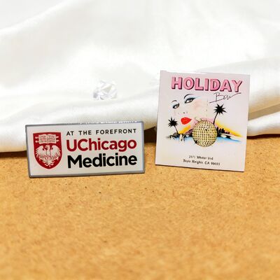 Custom Lapel Pin and Metal Badge with 2D/3D Design Epoxy Coating and Zinc Alloy Material