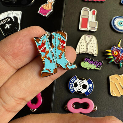 Stiker Ponsel Logam Kustom – Desain Lencana Liontin Suvenir Unik untuk Dekorasi Ponsel